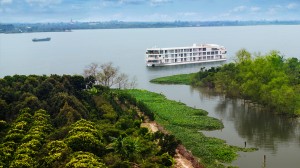 Discover Angkor Wat and the Mekong River with Joost Ouendag