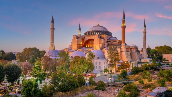 Discover where East meets West in Istanbul