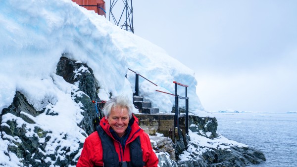 Jean Newman Glock interviews acclaimed travel writer, photographer and author Chris Caldicott