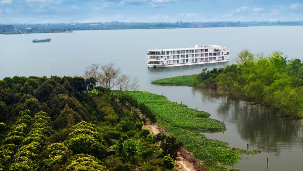 Discover Angkor Wat and the Mekong River with Joost Ouendag