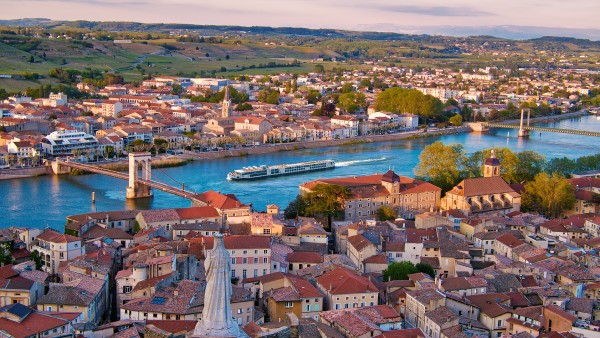 Find inspiration for your next journey as Joost Ouendag shares his top ten experiences in France