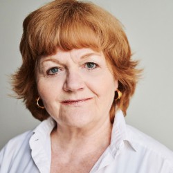 Lesley Nicol