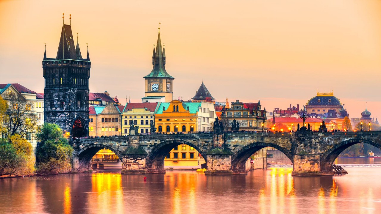 At Home in Prague with Lucie)