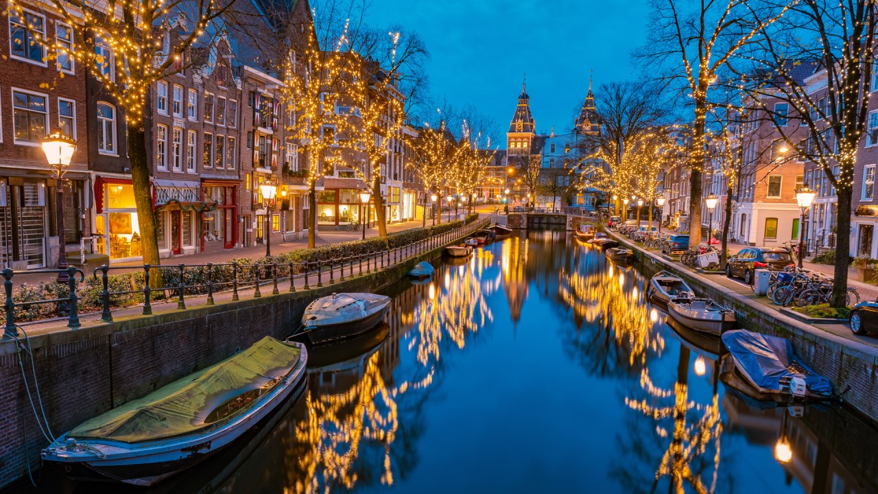 Immerse yourself in the magic of the holiday season in Amsterdam and Cologne)