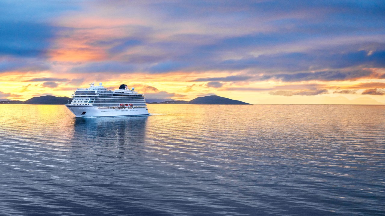 Explore our Into the Midnight Sun voyage with Viking’s Neil Barclay)