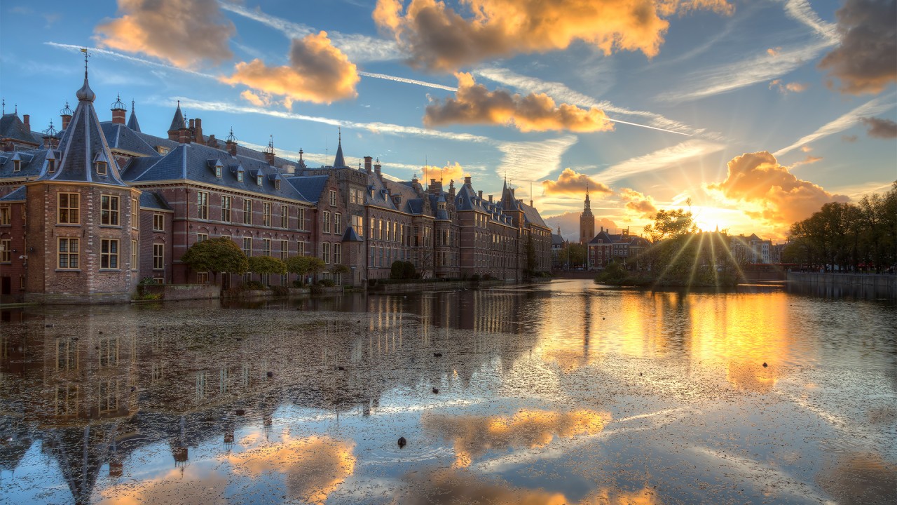 The History of the Netherlands: Part 1)