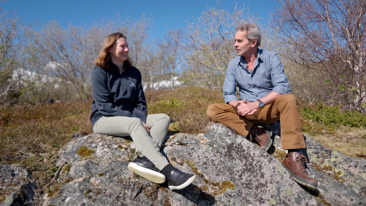 Alastair Miller in conversation with Viking expedition leader Line Overgaard)