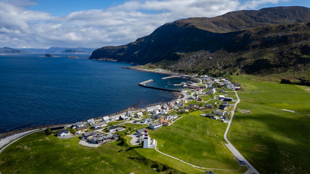 Immerse yourself in the legends and scenery of Norway’s Viking Saga Islands with Alastair Miller)