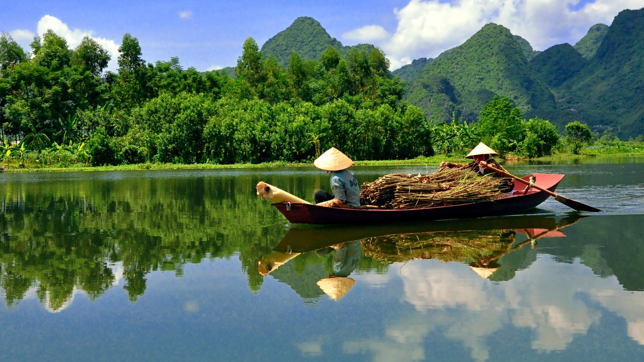 Discover the Rivers and Cities of Asia