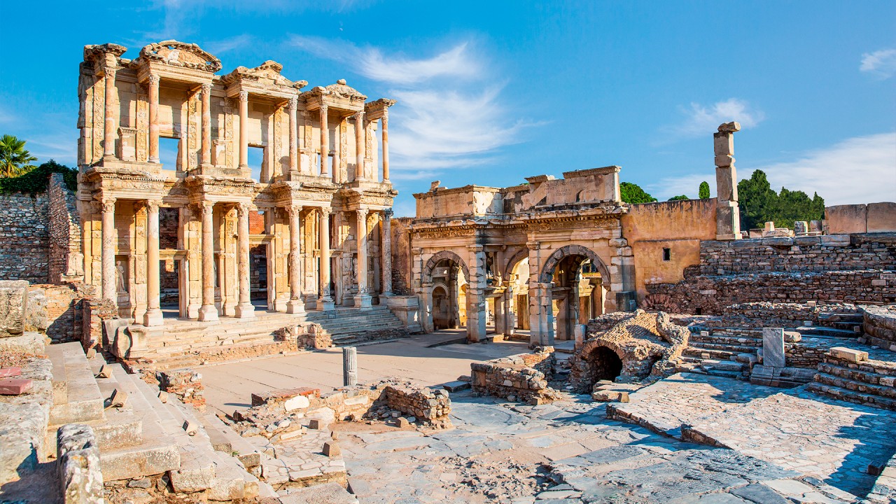 Explore UNESCO World Heritage Sites across the Mediterranean)