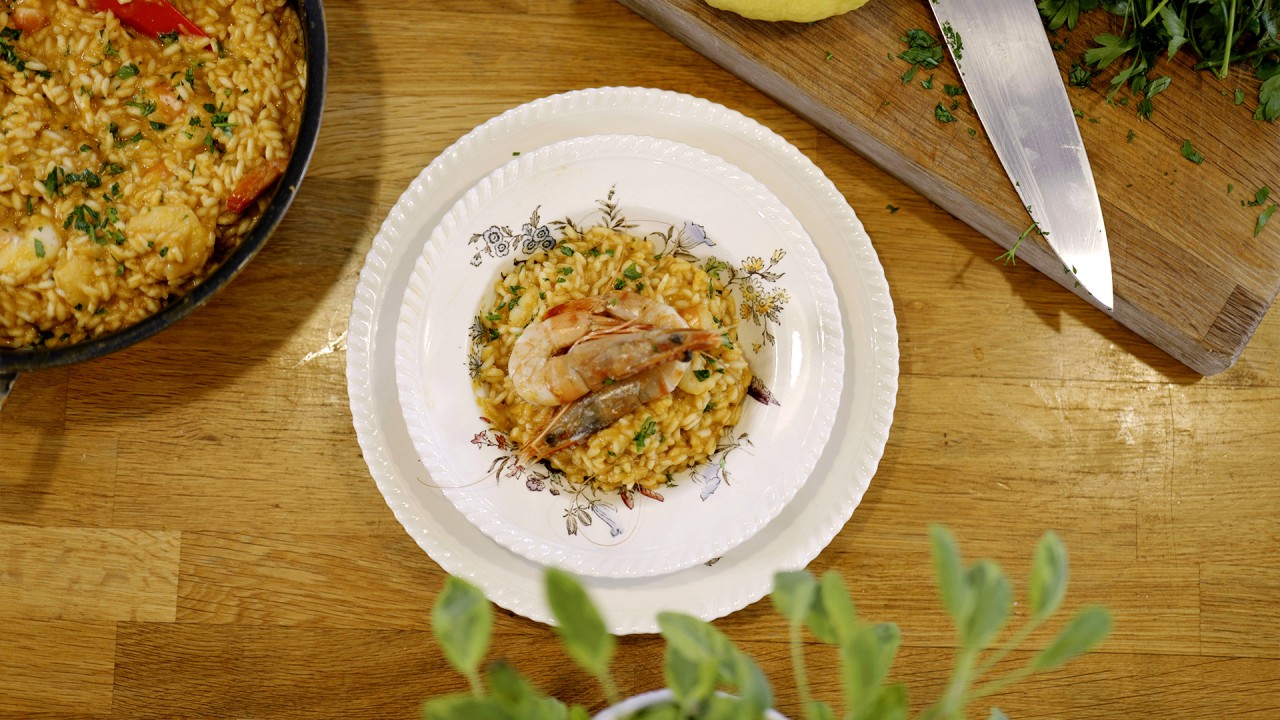 Learn how to prepare a tempting Italian dish with Valentina Harris)